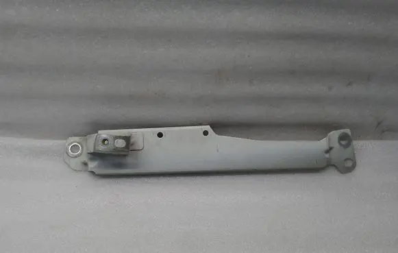Volvo S60 Fender mounting bracket 31468234 BQ9CD