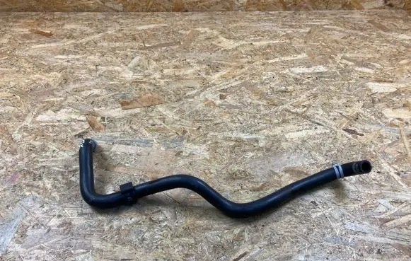 Volvo XC40 Engine coolant pipe/hose 32252721