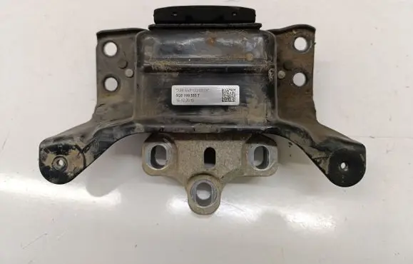 Audi A3 S3 8V Engine mount bracket 5Q0199555T