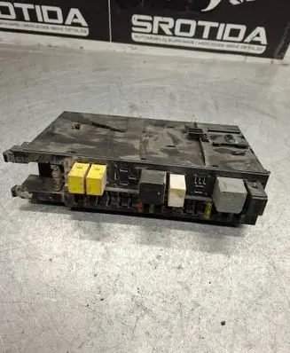 Mercedes-Benz CLK A209 C209 Fuse module 2095452101