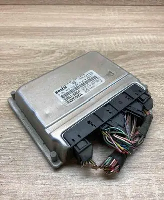 Toyota Auris 150 Engine control unit/module ECU 8966152250 0281010768