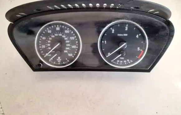 BMW X5 E70 Speedometer (instrument cluster) 6976284 62119170270