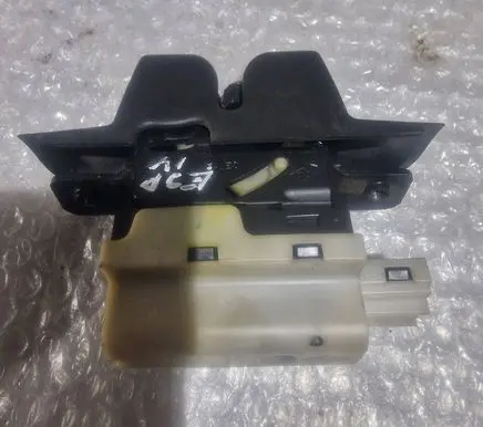 Tailgate/trunk/boot lock/catch/latch