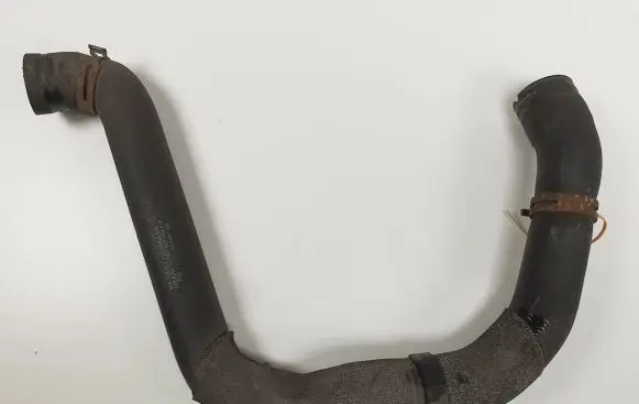 Mercedes-Benz A W169 Engine coolant pipe/hose A1695011182