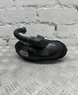 BMW X6 F16 Air intake hose/pipe 8512284