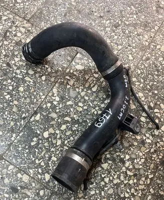 Toyota Avensis T250 Intercooler hose/pipe