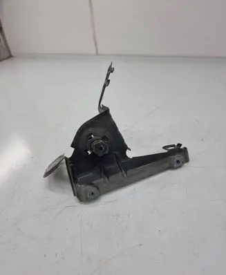 BMW X4 F26 Fender mounting bracket 758061