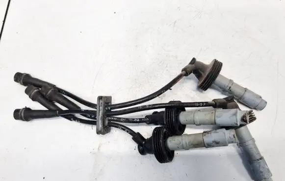 Volvo S40, V40 Ignition plug leads 