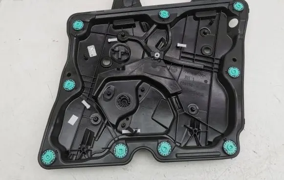 Volkswagen Golf VIII Front window lifting mechanism without motor 5H0837402H