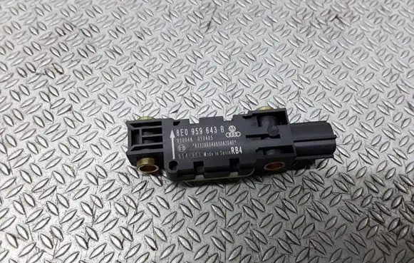 Audi A4 S4 B7 8E 8H Airbag deployment crash/impact sensor 8E0959643B