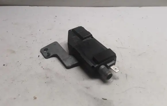 Mercedes-Benz ML W163 Aerial antenna amplifier 1638200089 A1638200089