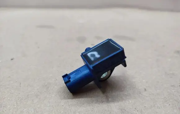 Mercedes-Benz E W212 Airbag deployment crash/impact sensor A2128204926