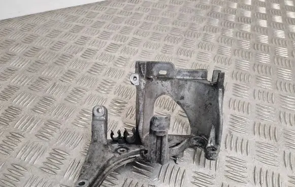 Citroen Jumpy Fuel filter bracket/mount holder 9678325480