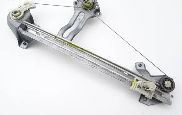 Opel Vectra B Rear door manual window regulator 90464335