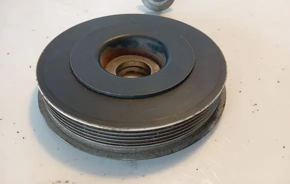 Ford Fusion Crankshaft gear 504618110