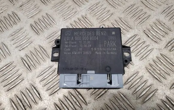 Mercedes-Benz E C207 W207 Parking PDC control unit/module A0009008004
