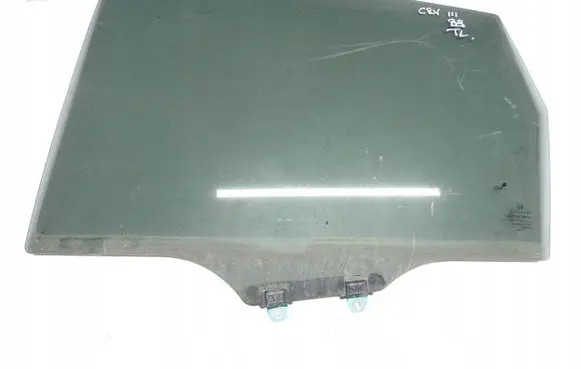 Honda Civic Sliding door window/glass N22A2