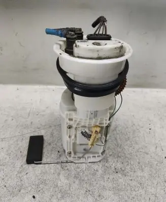 Seat Alhambra (Mk1) In-tank fuel pump 7M3919051