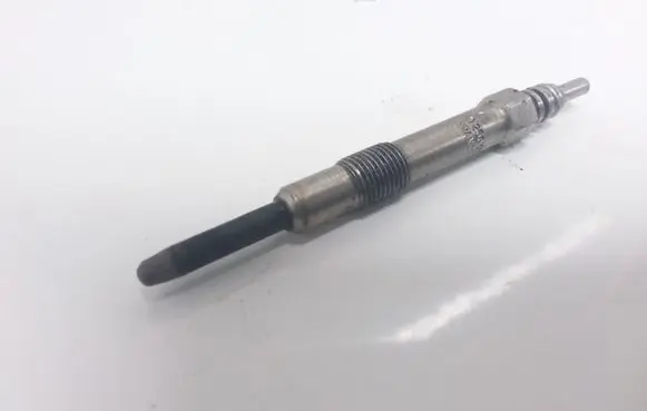 Opel Vectra C Glow plug 0250202036