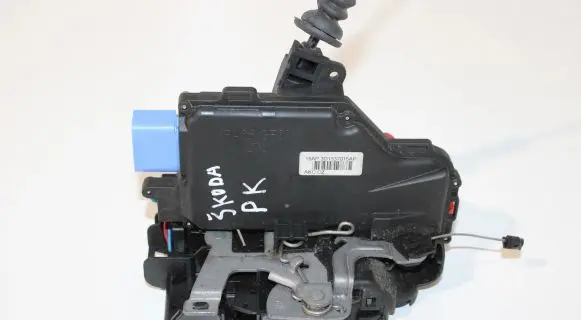 Skoda Octavia Mk2 (1Z) Front door lock 3D1837015AP