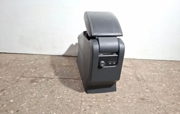 Volvo V60 Armrest 30755732 30755596