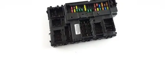 Ford Mustang VI Fuse module GR3T15604HFB GR3T15604 A2C7522550200