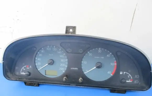 Citroen Xsara Picasso Speedometer (instrument cluster)