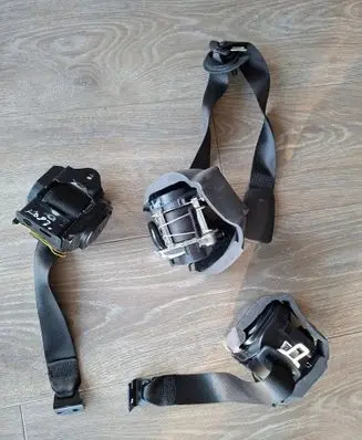 BMW 2 F44 Set of seat belts 7488774 7456263