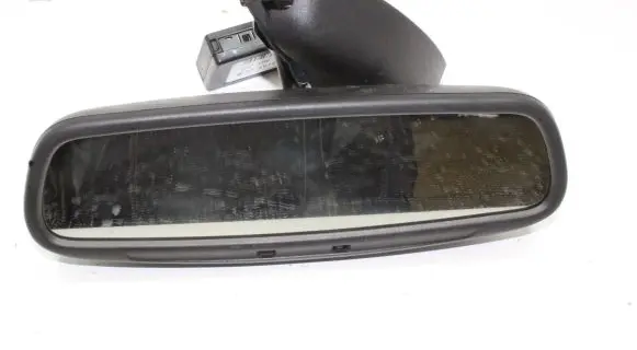 Land Rover Discovery 3 - LR3 Rear view mirror (interior) YDB500290