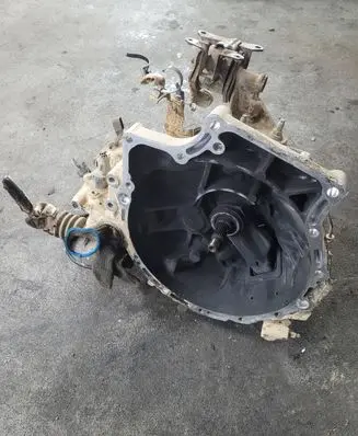 Mazda 323 F Manual 5 speed gearbox