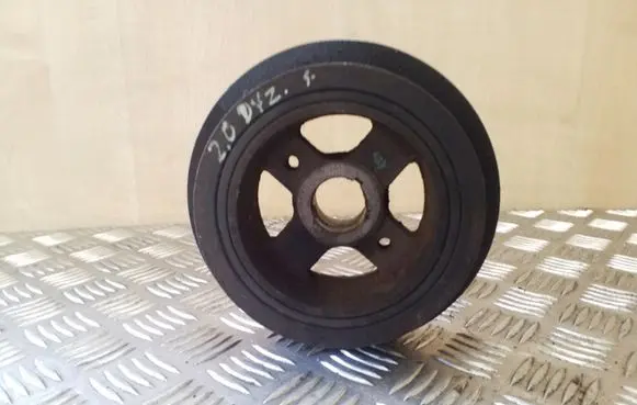 Toyota RAV 4 (XA20) Crankshaft pulley