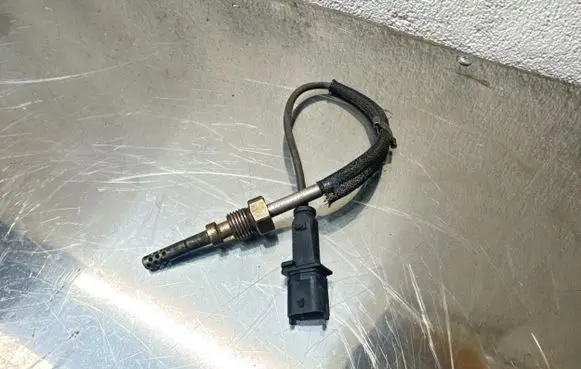 Opel Insignia A Exhaust gas temperature sensor ESNBTS200 0739520403875 FG055355404