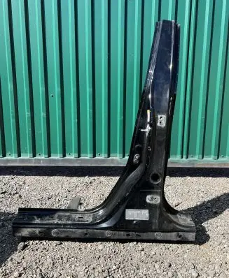 Honda CR-V Pillar (middle) 