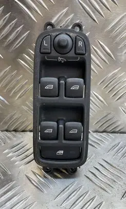 Volvo XC60 Electric window control switch 31334346