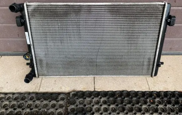 Audi A3 S3 8L Coolant radiator 1J0121253AD