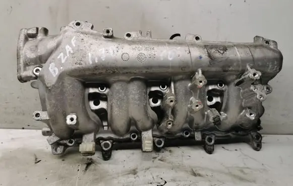 Opel Zafira B Intake manifold 700997160 8973858235