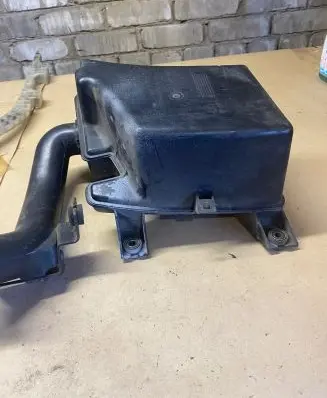 Intake resonator