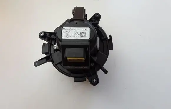 Peugeot 3008 II A/C air flow flap actuator/motor 5P1330400