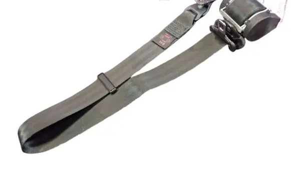 Peugeot 308 Front seatbelt