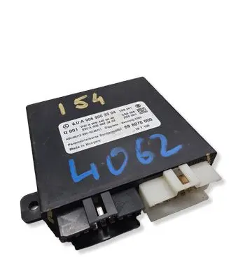 Mercedes-Benz Sprinter W906 Door central lock control unit/module A9069003304 A9064460046