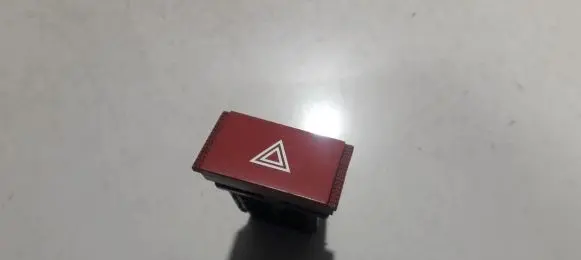 Hyundai Getz Hazard light switch