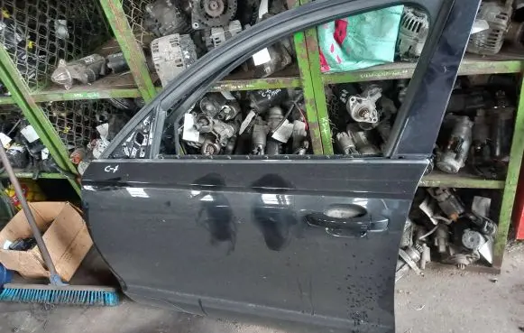 Audi A6 C7 Front door