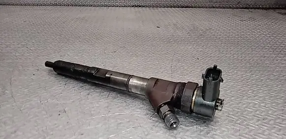 KIA Sorento Fuel injector 0445110186 338004A160