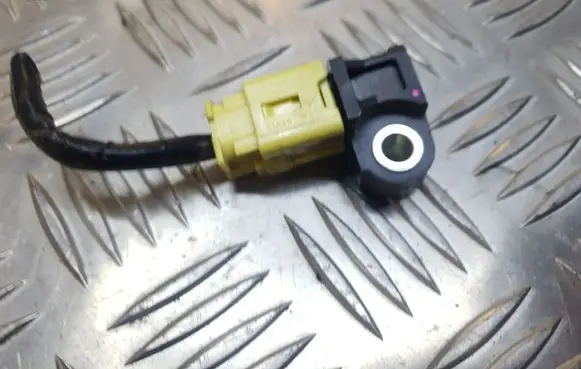 Peugeot iOn Airbag deployment crash/impact sensor 8651A245