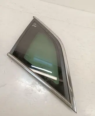 Opel Antara Rear side window 43R000083
