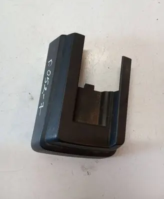 Volvo XC90 Front driver seat rail trim 30662546