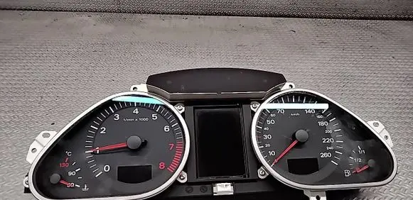 Audi A6 S6 C6 4F Speedometer (instrument cluster) 5540007312