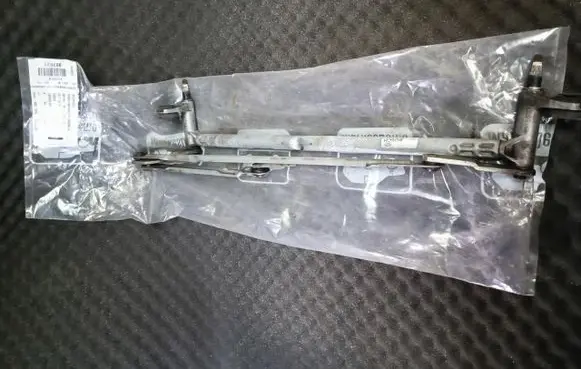Volkswagen Golf VI Front wiper linkage 5K1955023