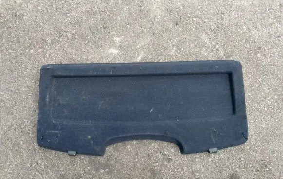 Parcel shelf