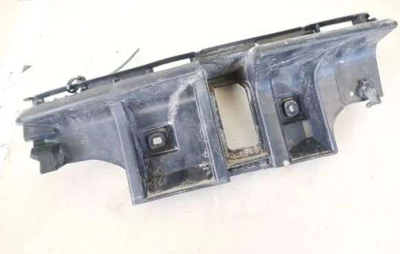 Volvo C30 Rear bumper mounting bracket 31323158
